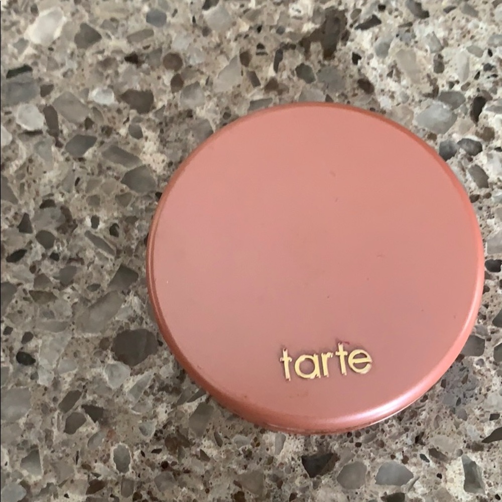 Tarte blush